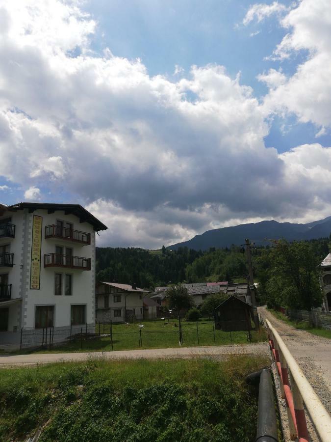 Pensiune Stirbu Борша Экстерьер фото
